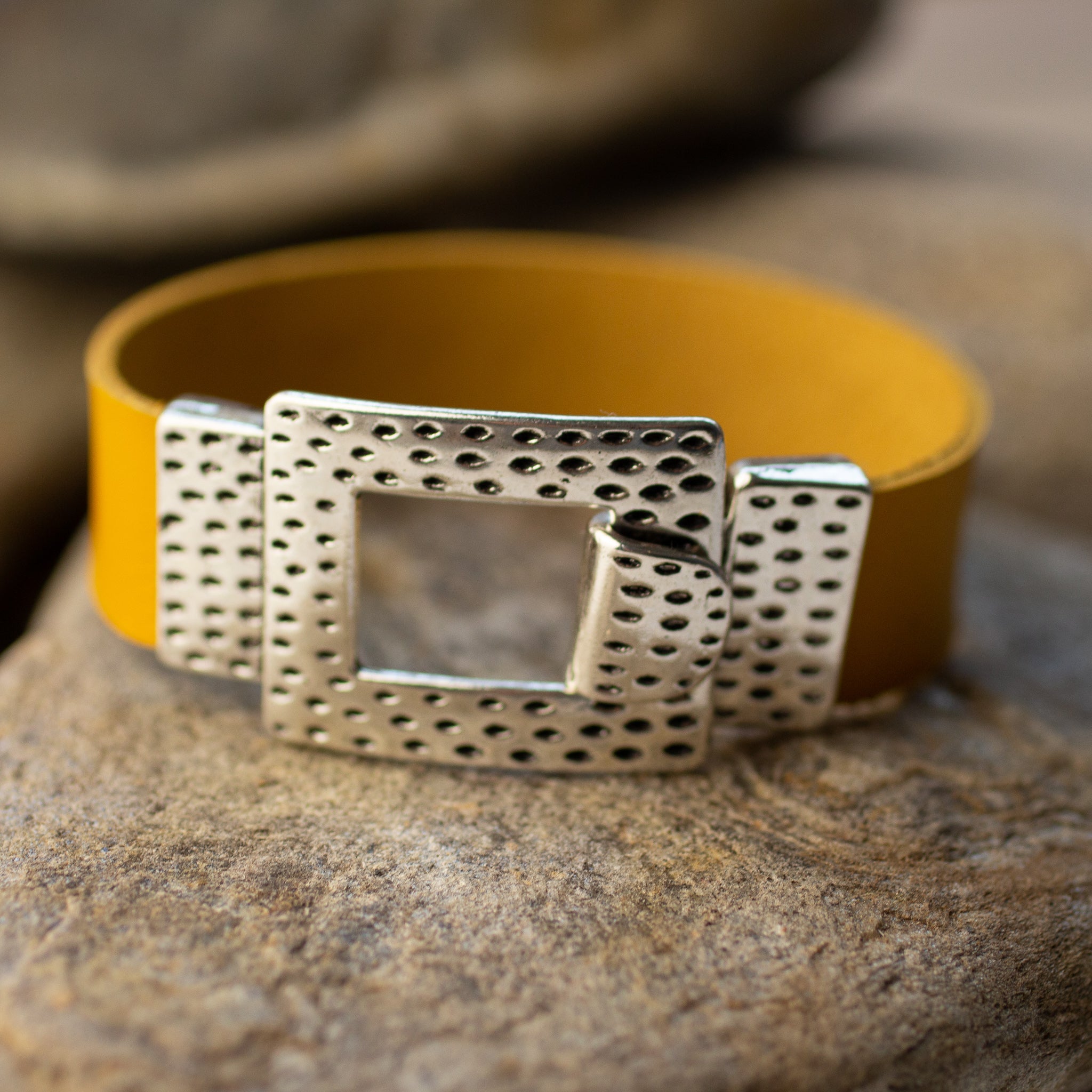 Fresh elegancia | Leather Bracelet